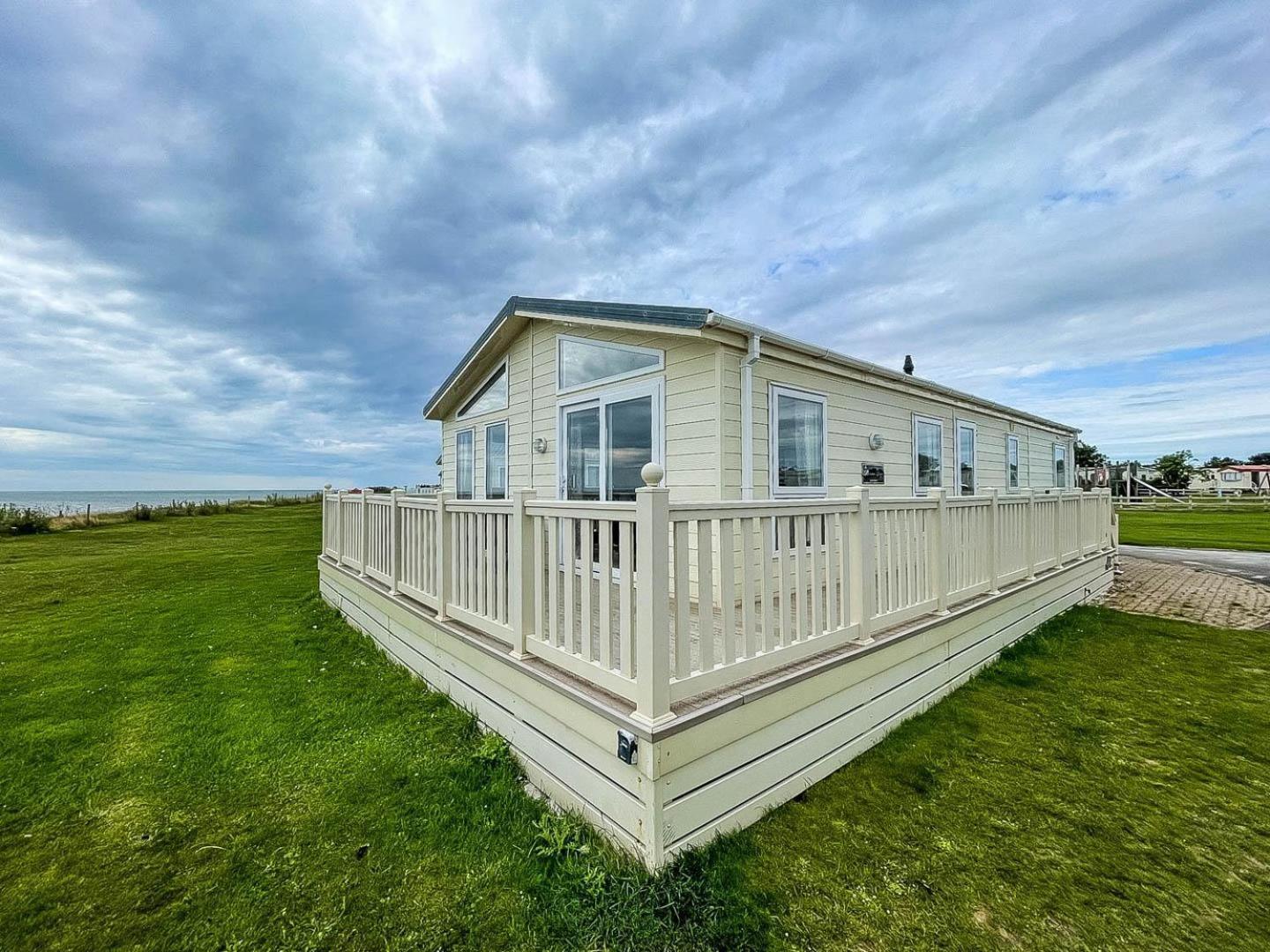Barmston Stunning 6 Berth Lodge With Sea Views For Hire At Skipsea Sands Ref 41136Nf מראה חיצוני תמונה